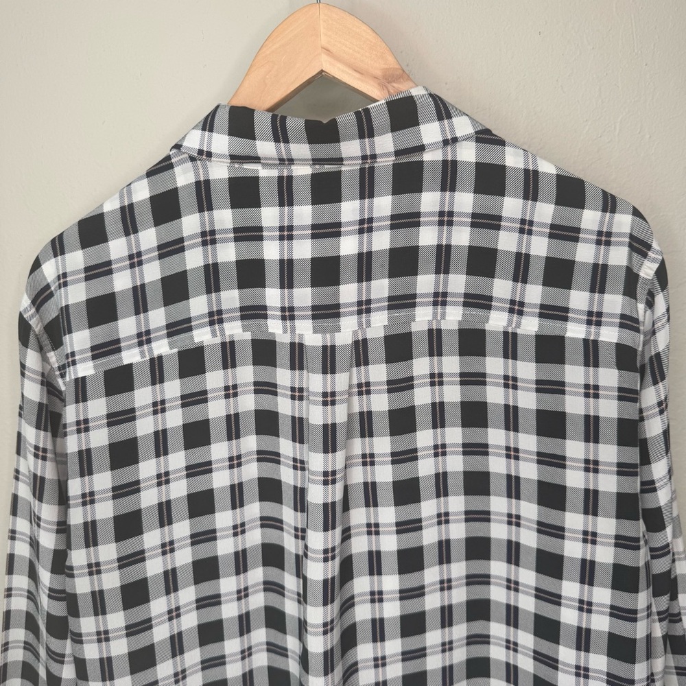 EQUIPMENT Femme Signature 100% Silk Plaid Blouse Button Front Gray Size Large - Picture 10 of 16